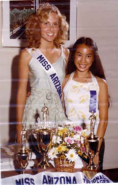 Ramona with previous Miss National Teenager